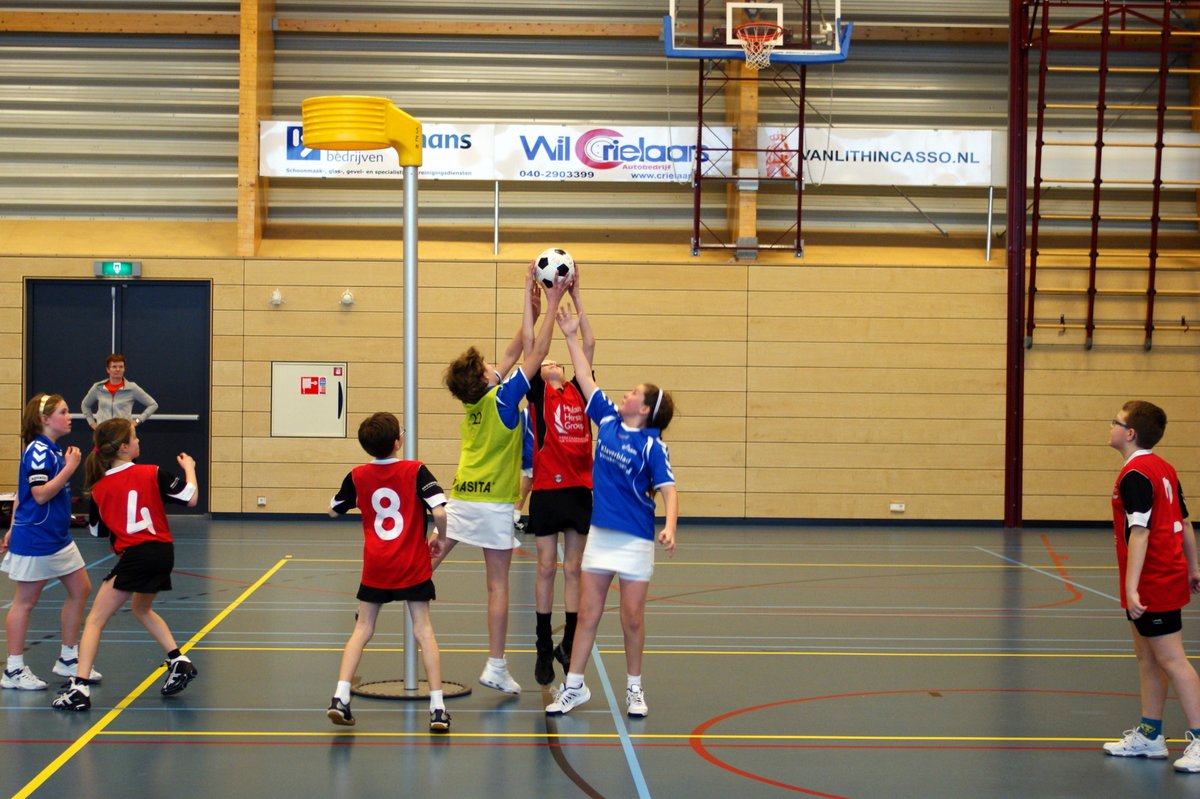 Korfbal D2  10 maart-008.JPG